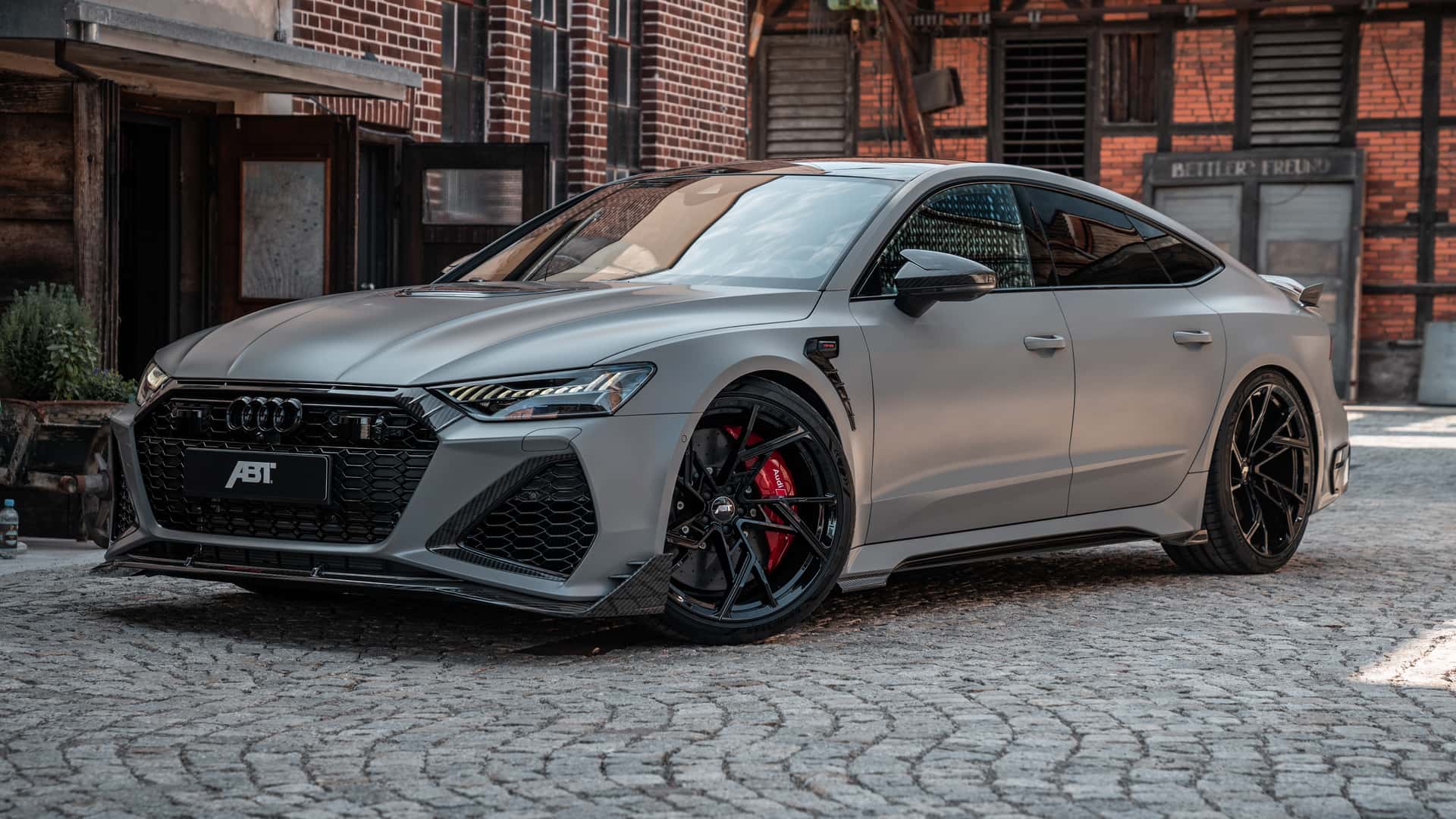 AUDI